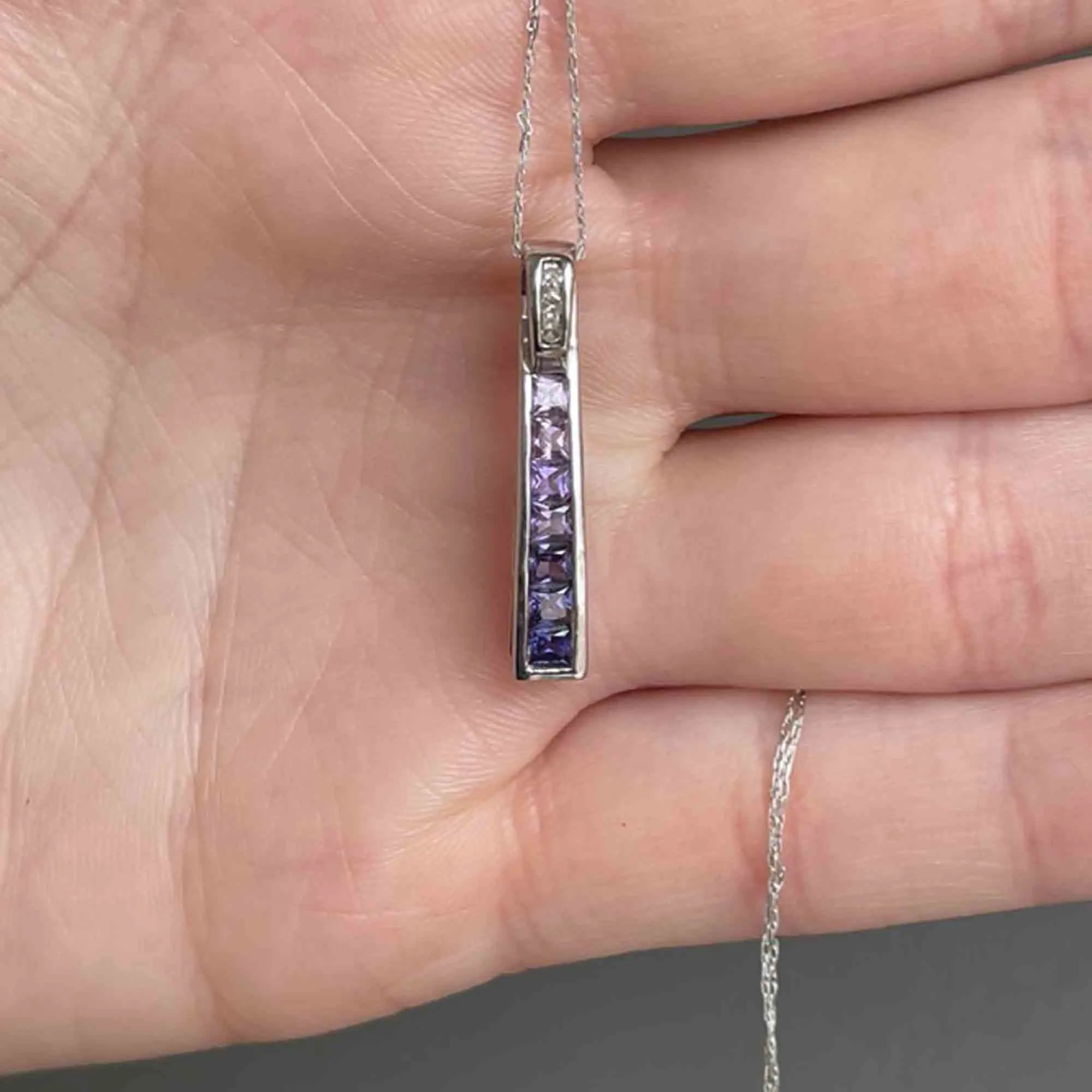 10K White Gold Diamond Amethyst Ombre Pendant Necklace