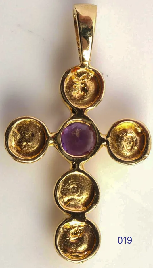 14K YELLOW GOLD AMETHYST CROSS PENDANT