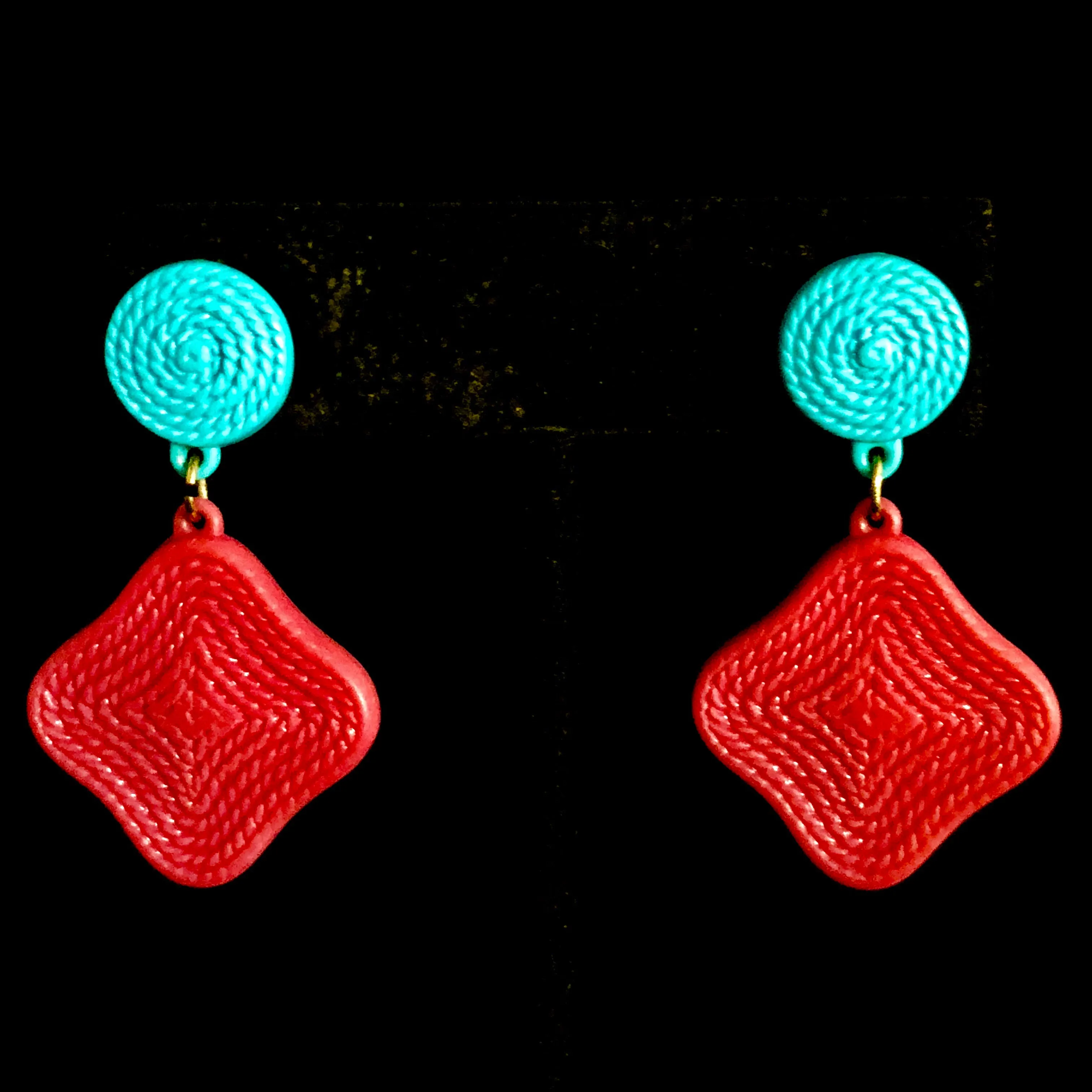 1988 Avon Summer Resort Earrings