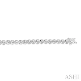 3 Ctw Round Cut Diamond Illusion Bracelet in 10K White Gold