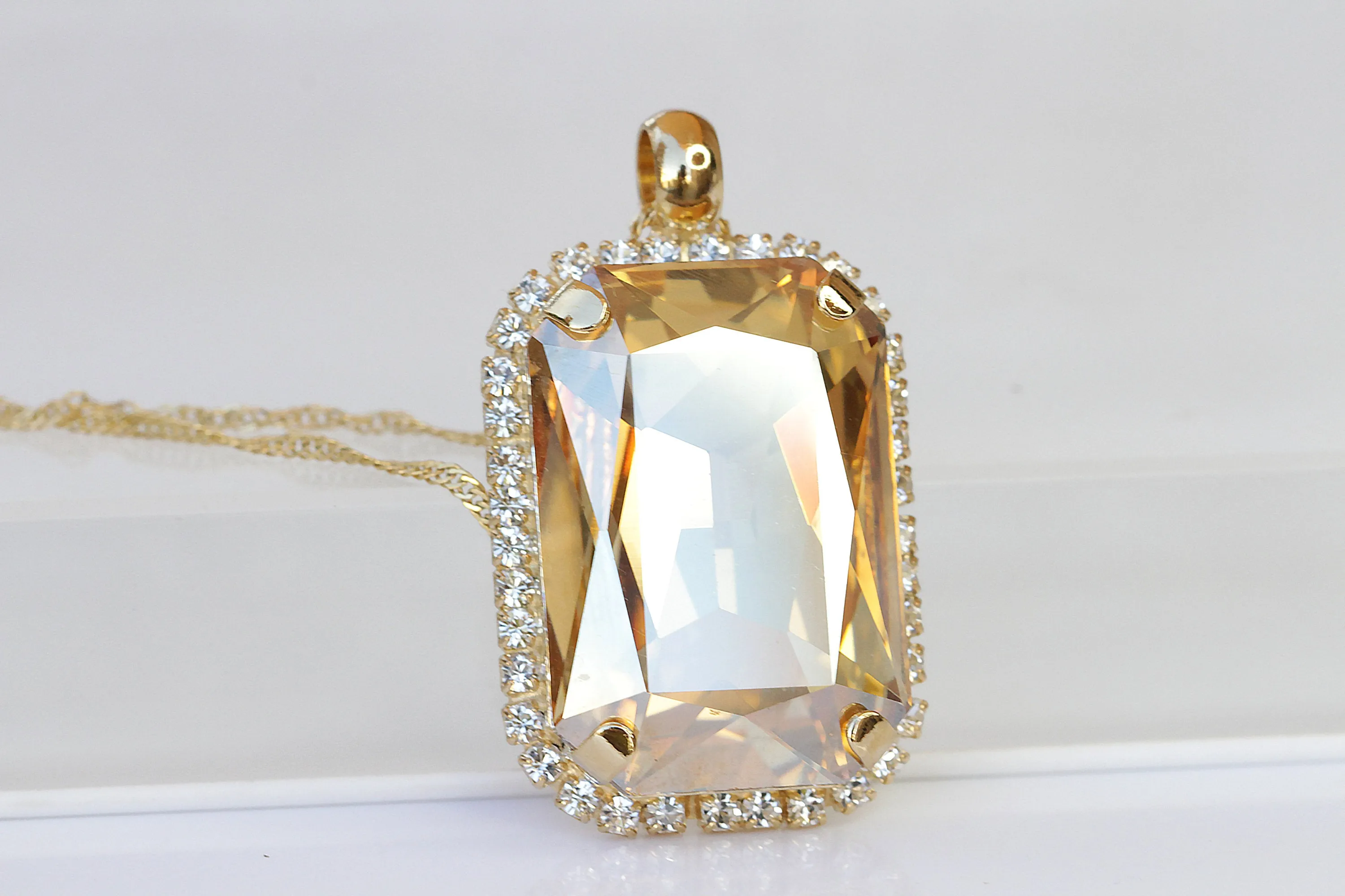 CHAMPAGNE Rebeka NECKLACE,