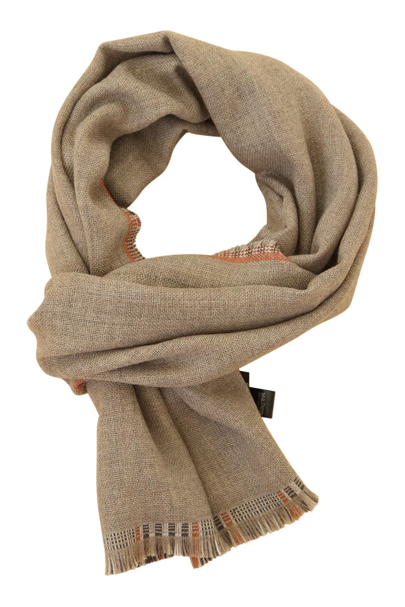 Chequed scarf in soft lambs wool with bordeaux