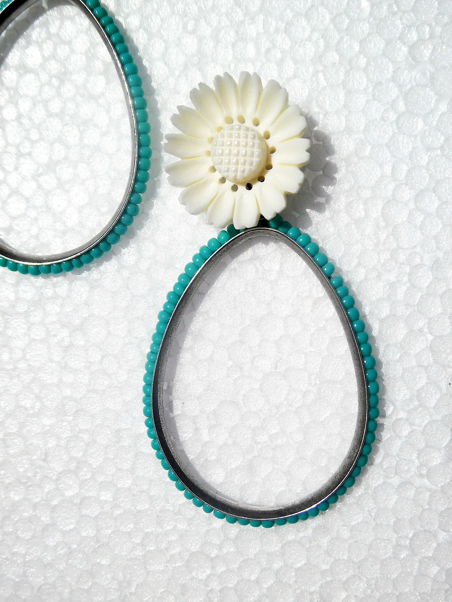 Earrings Daisy And Vintage Turquoise Drops