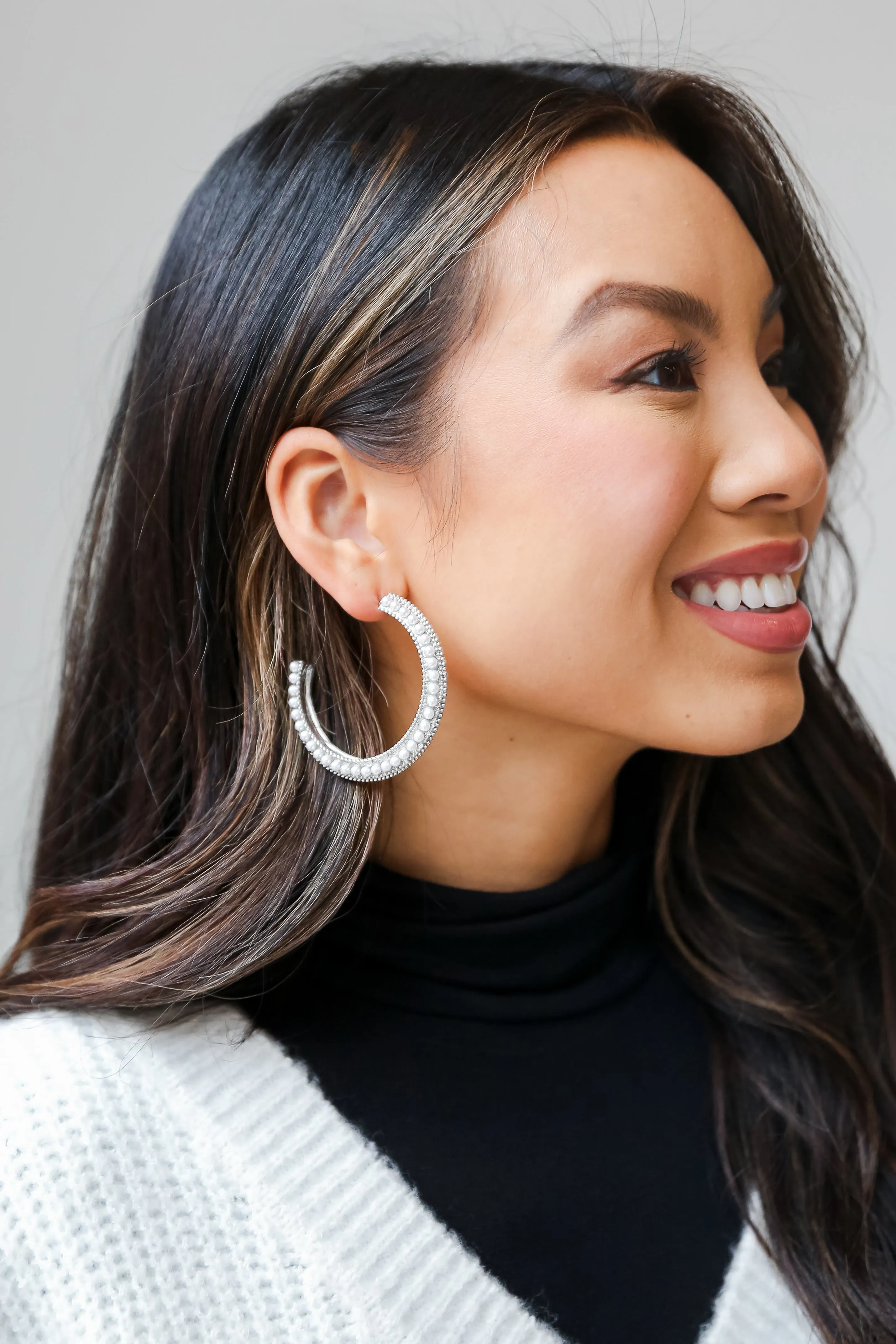 FINAL SALE - Heidi Pearl Hoop Earrings