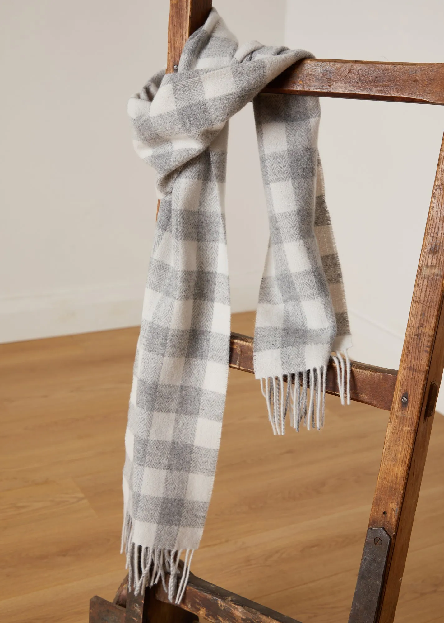 Foxford Grey & White Check Lambswool Scarf