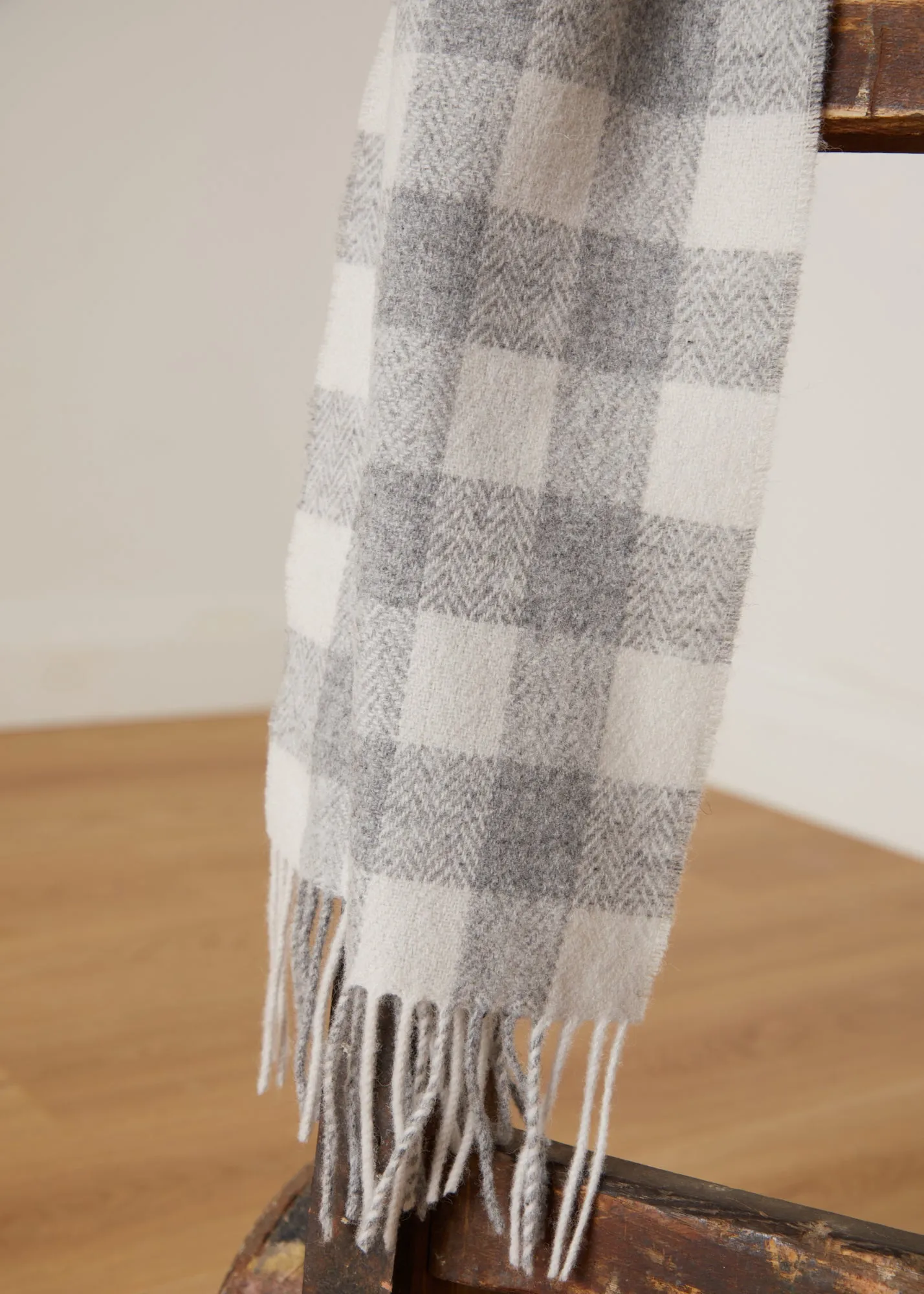 Foxford Grey & White Check Lambswool Scarf