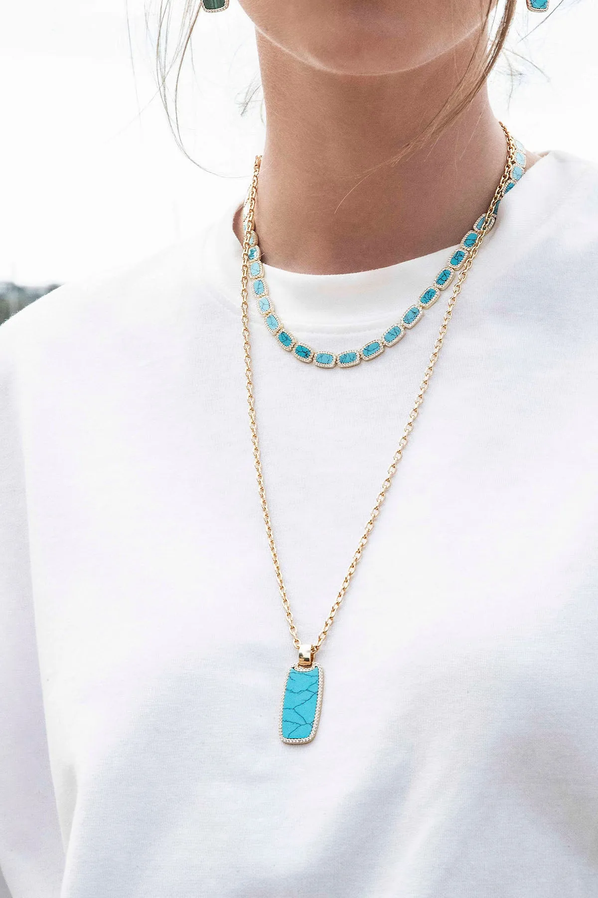 Lagoon Medal Chain Necklace