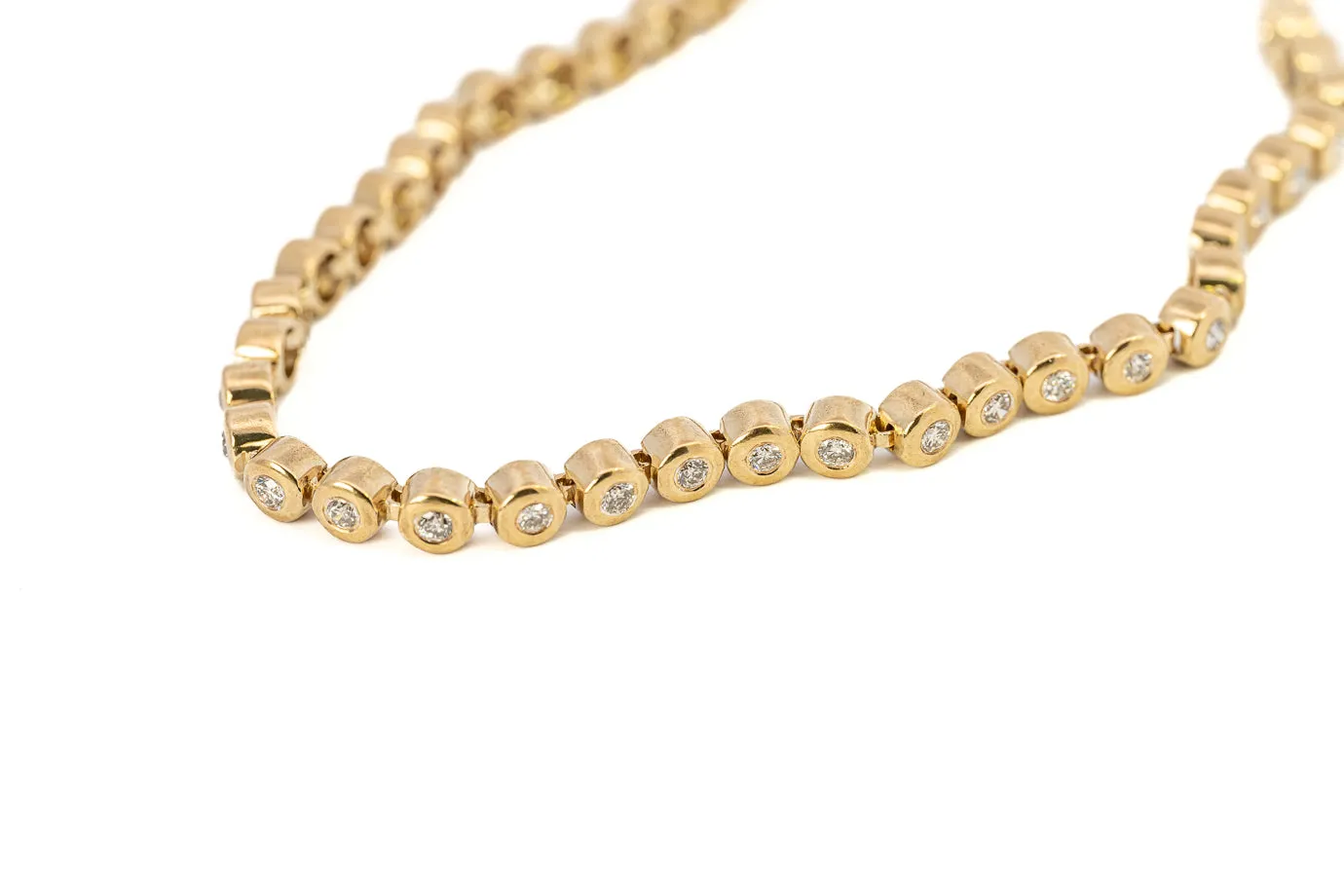 Luxurious 9K Yellow Gold Diamond Tennis Bracelet