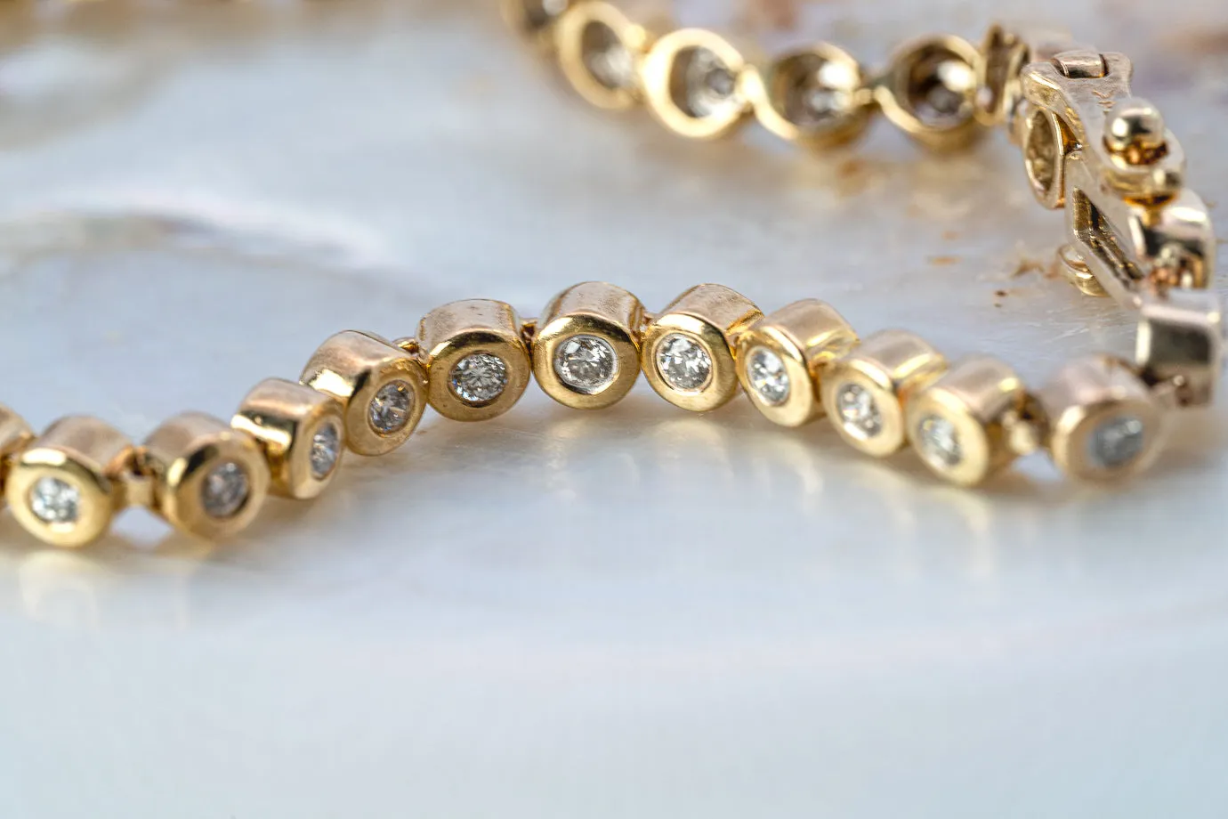 Luxurious 9K Yellow Gold Diamond Tennis Bracelet