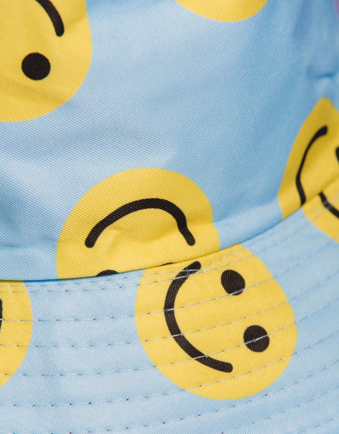 Multi smiley bucket hat