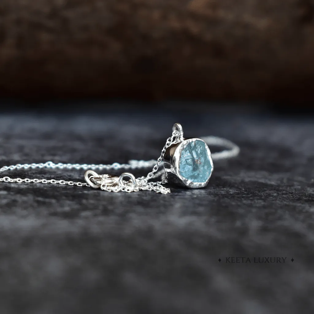 Rawnetic - Aquamarine necklace