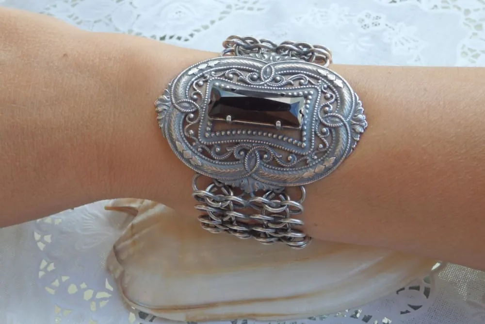 Rebeka rhinestone bangle