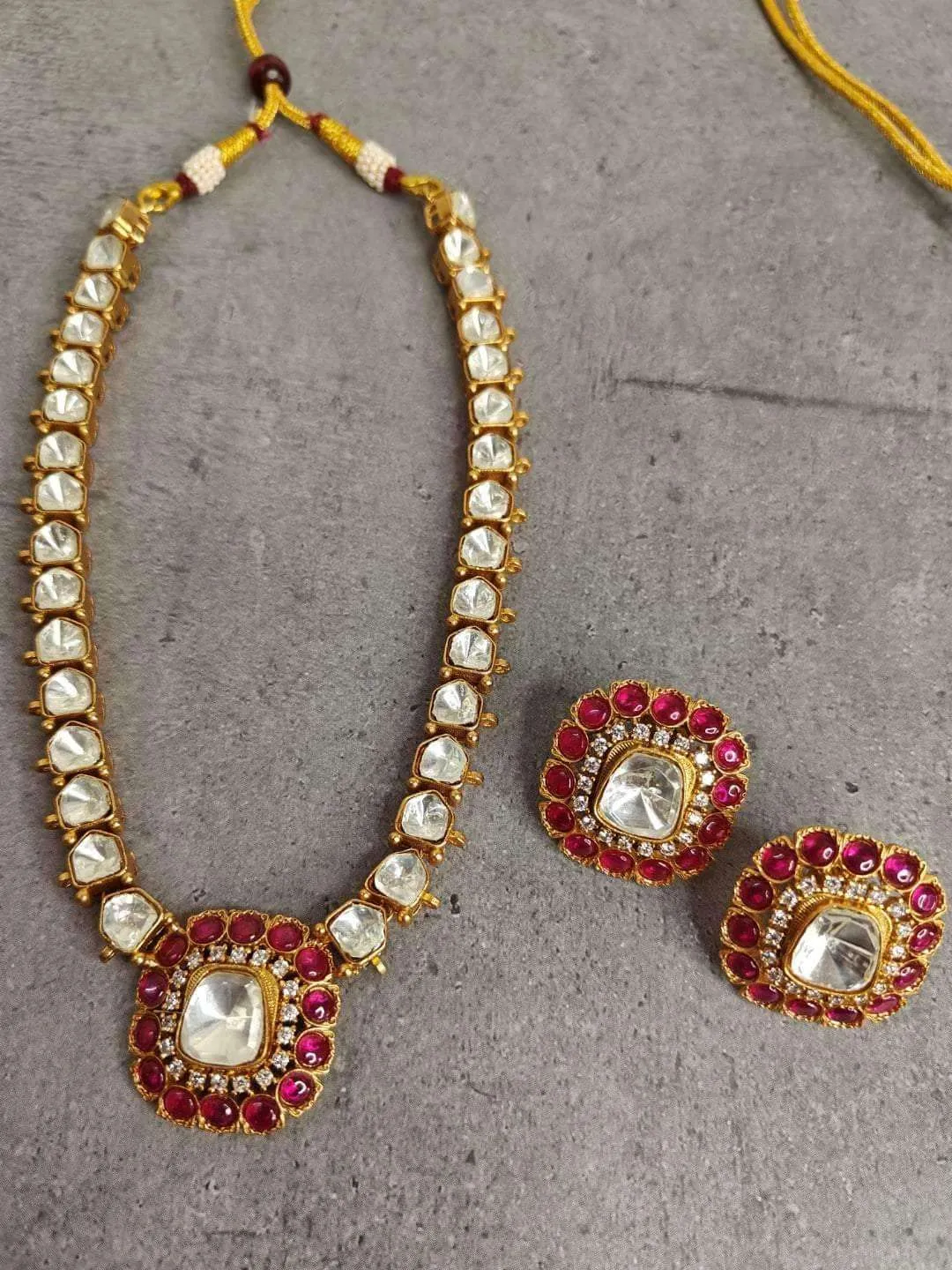 Red Color Kundan Necklace And Earring Set