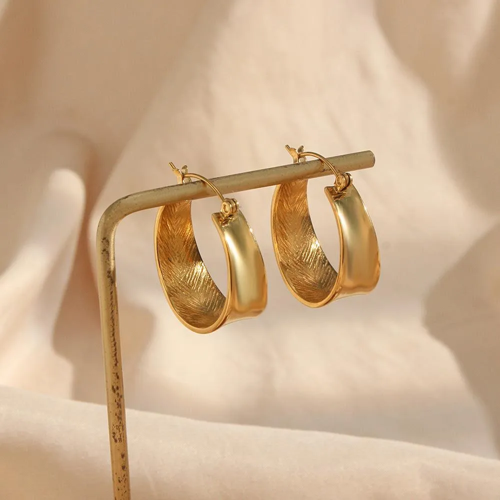 Trendy Wide Gold Hoop Earrings – Hypoallergenic Earrings