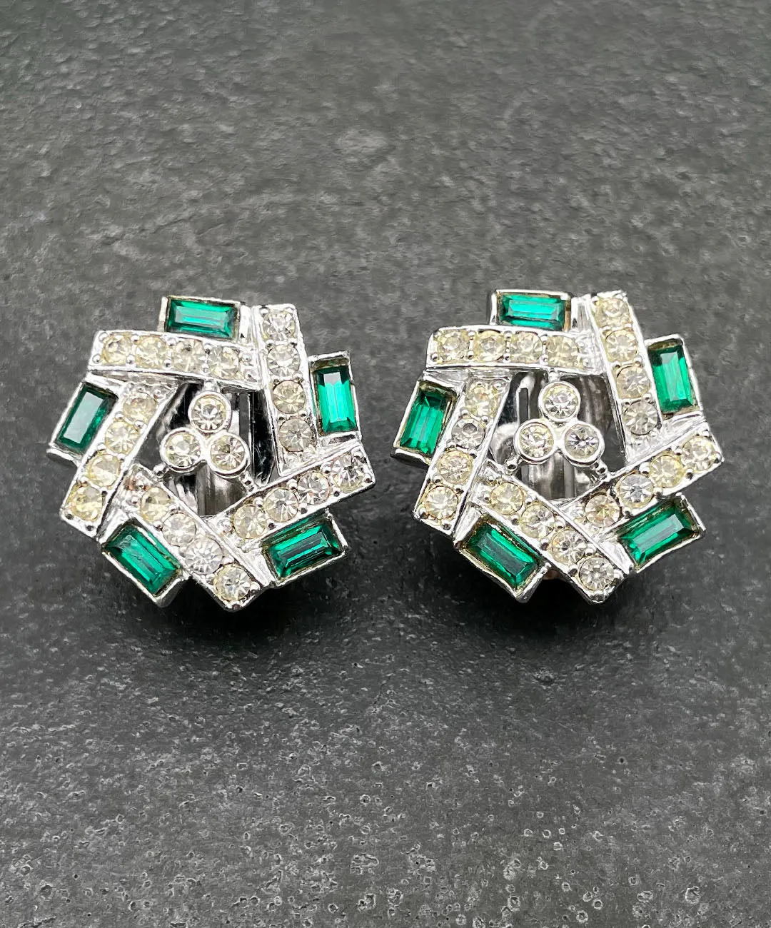 【UK買付】ヴィンテージ SARAH COV. エメラルド クリア ビジュー イヤリング/Vintage SARAH COV. Emerald Bijou Clip On Earrings