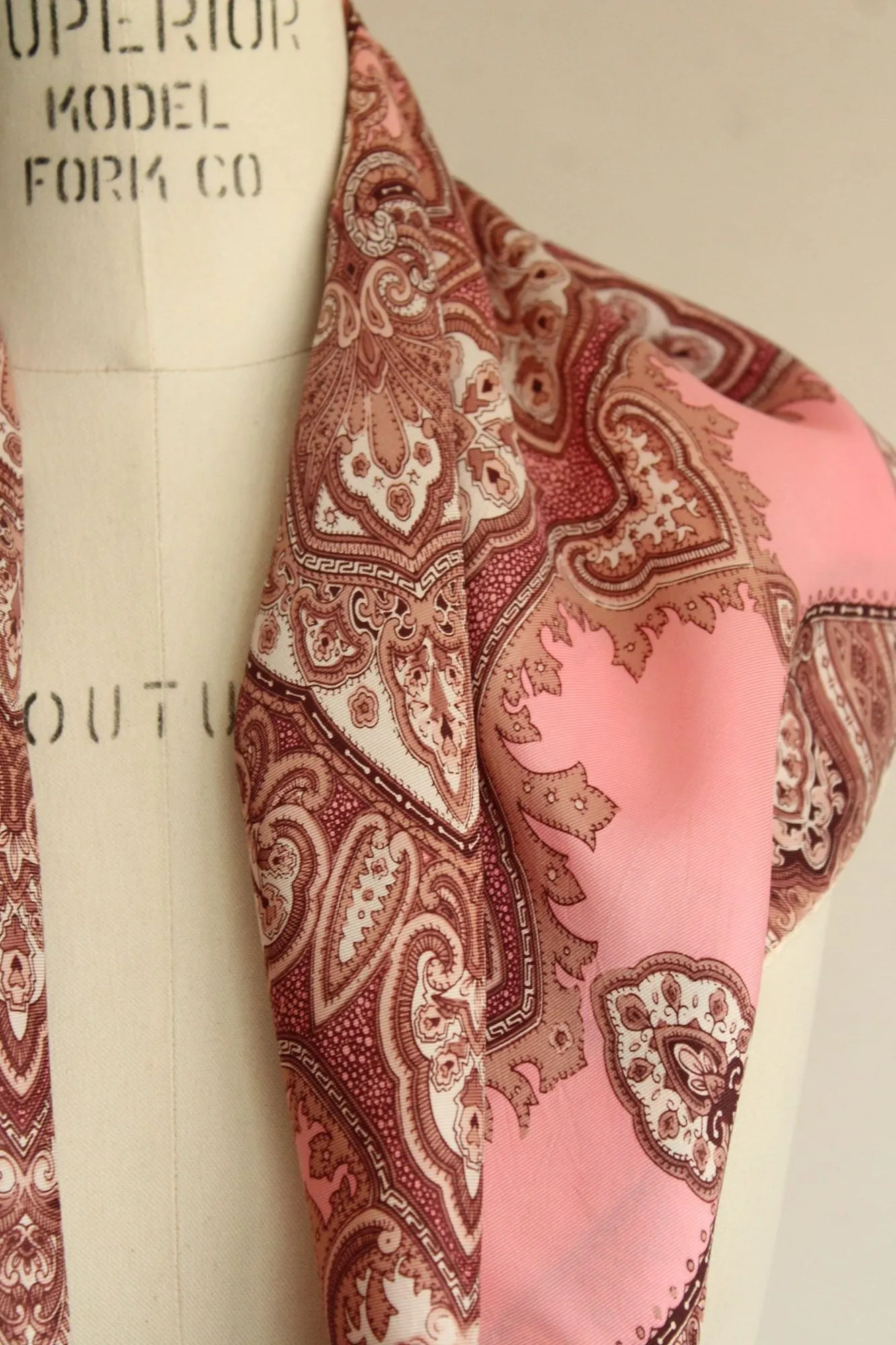 Vintage 1960s 1970s Pink And Brown Paisley Medallion Print Scarf