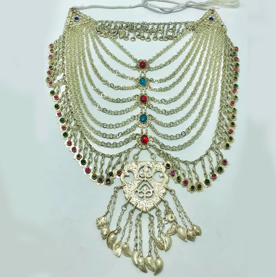 Vintage Multilayers Bib Necklace With Dangling Big Pendant