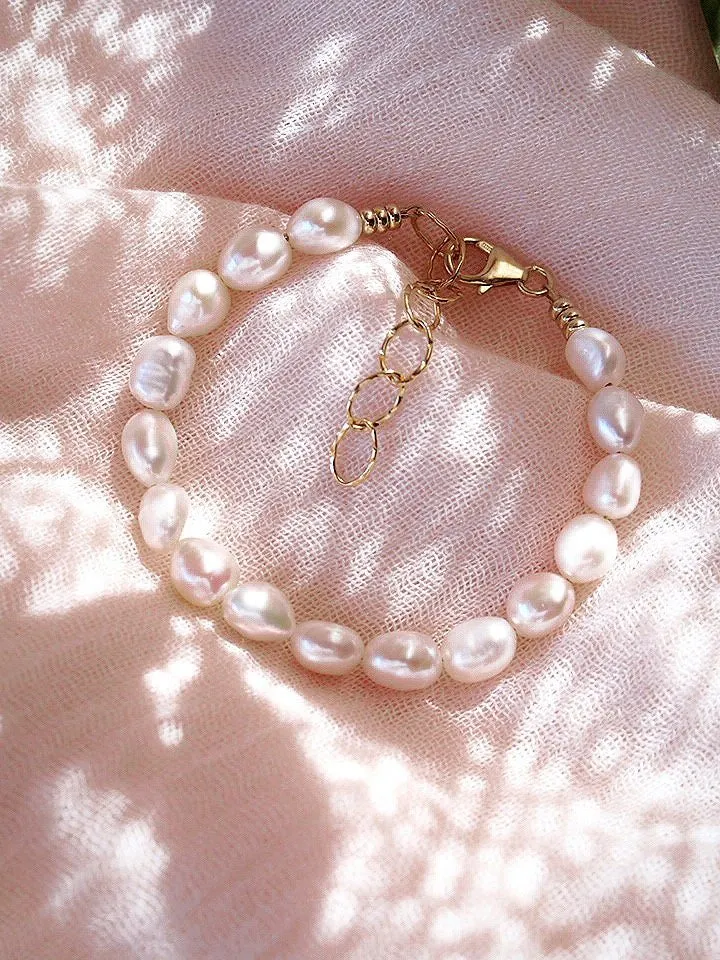 White Pearl Bracelet - Ala